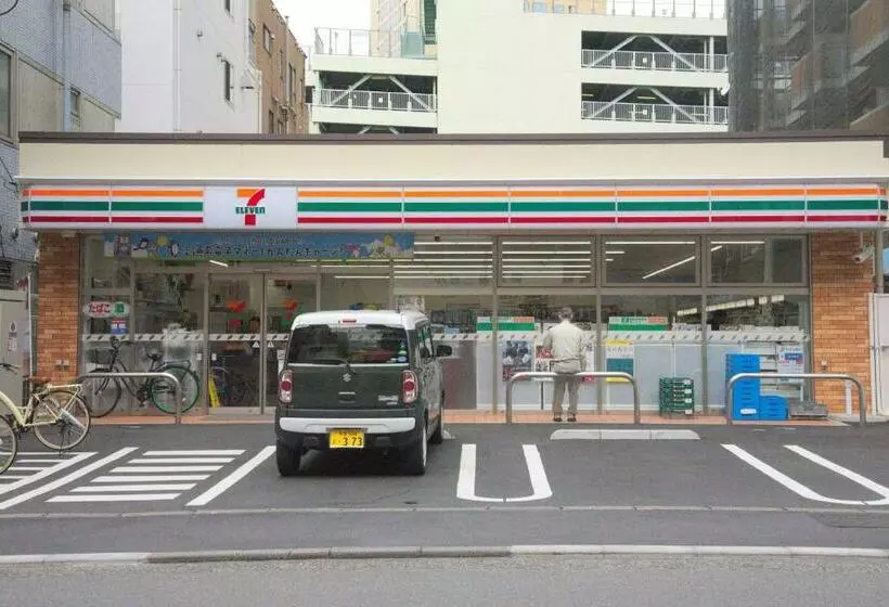 Hotelli Kawasaki Station Inn