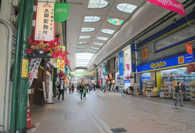 Hotelli Kawasaki Station Inn