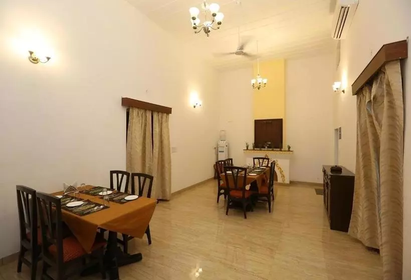 ホテル Mpt Satpura Retreat