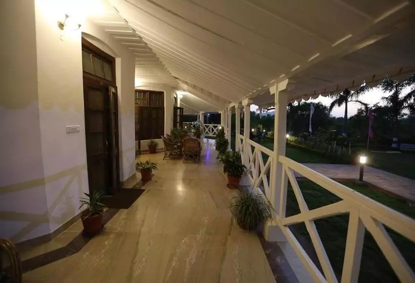 ホテル Mpt Satpura Retreat