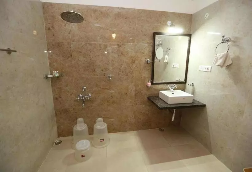 ホテル Mpt Satpura Retreat