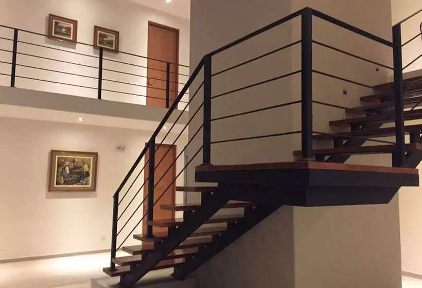 هتل Villa Oasis