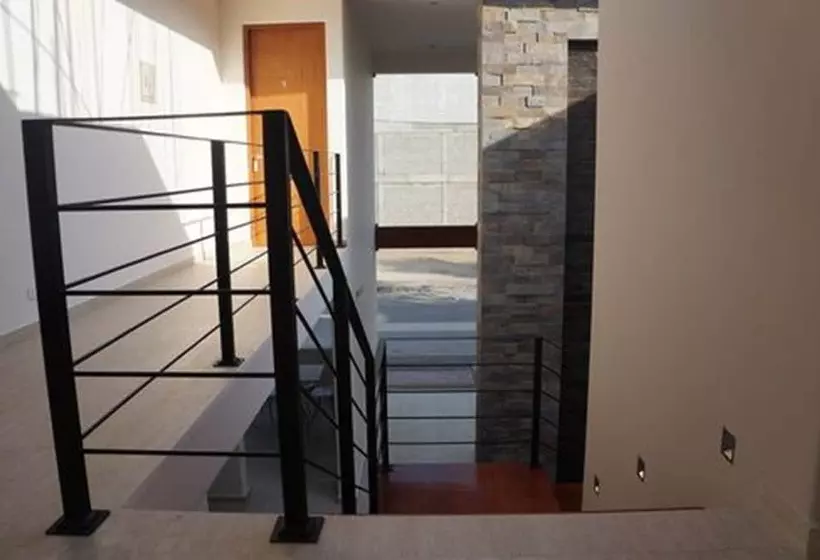 هتل Villa Oasis