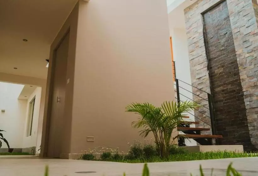 هتل Villa Oasis