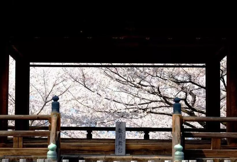 Temple Stay Waqoo Mii Dera