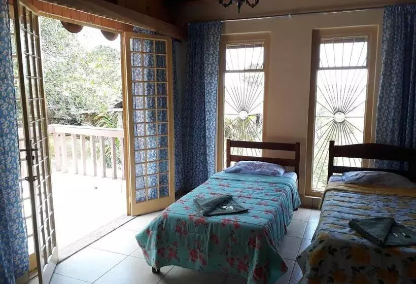 Albergue Parque Paraíso Das Flores