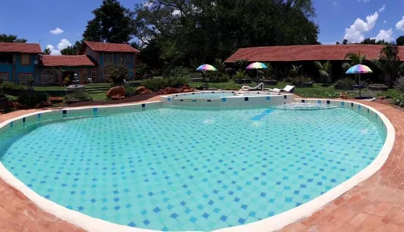 Albergue Parque Paraíso Das Flores