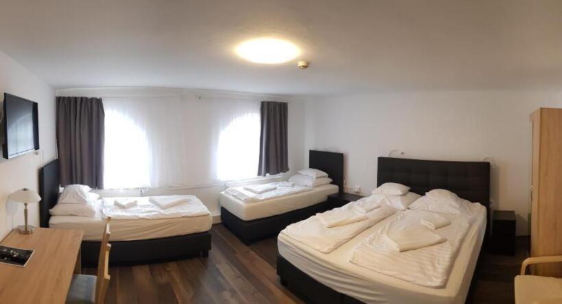 Nocleg ze śniadaniem Hbh Bajor Sörház Sólyomfészek Panzió