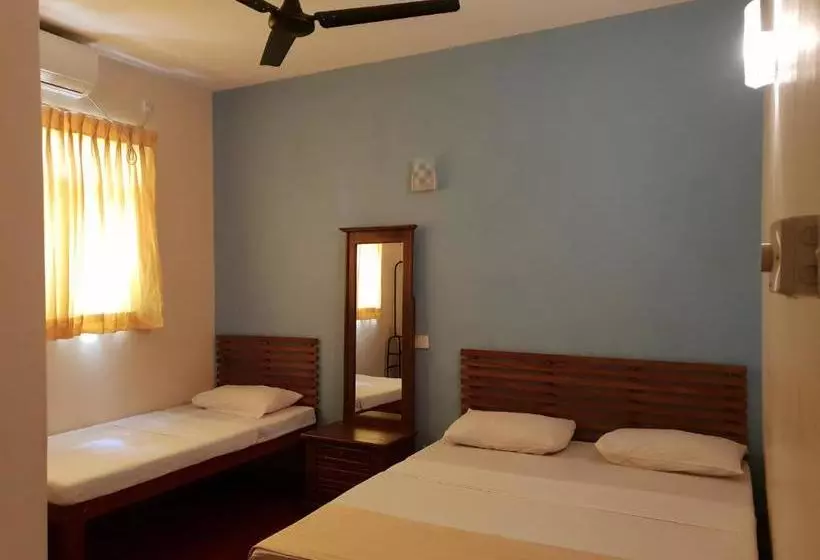 Aamiaismajoitus (B&B) Shiva Rest Katharagama