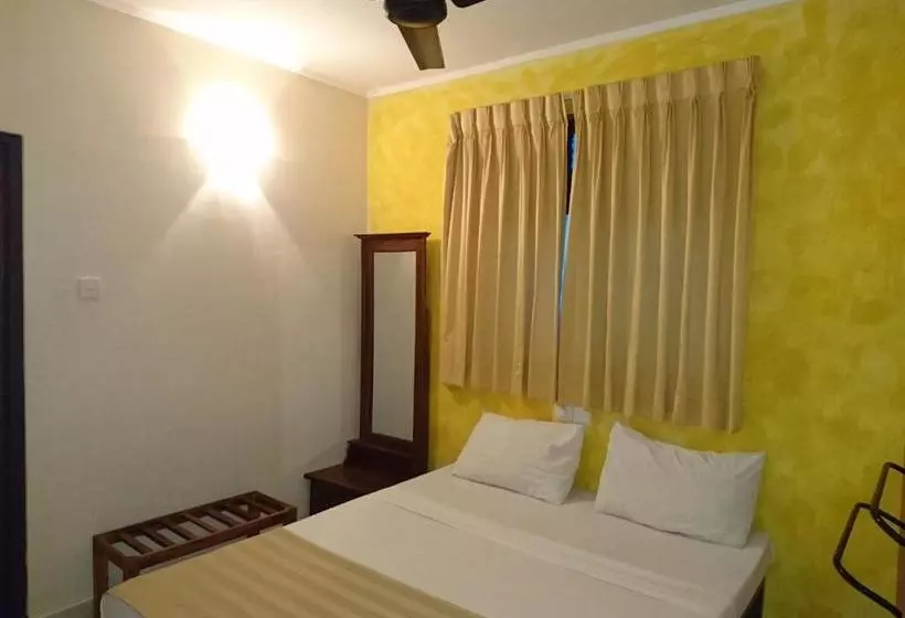 Aamiaismajoitus (B&B) Shiva Rest Katharagama