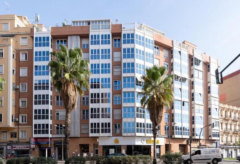 تختخواب و صبحانه Suites Rooms Valencia