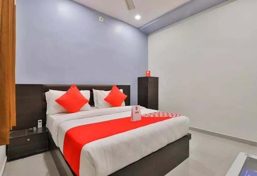 هتل Oyo 16383 Raj Palace