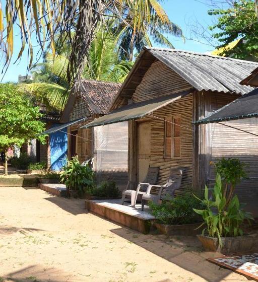 ペンション O Camarao