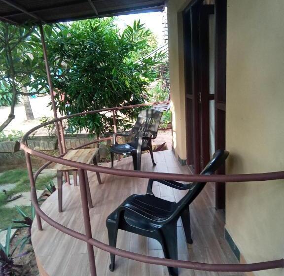 ペンション O Camarao