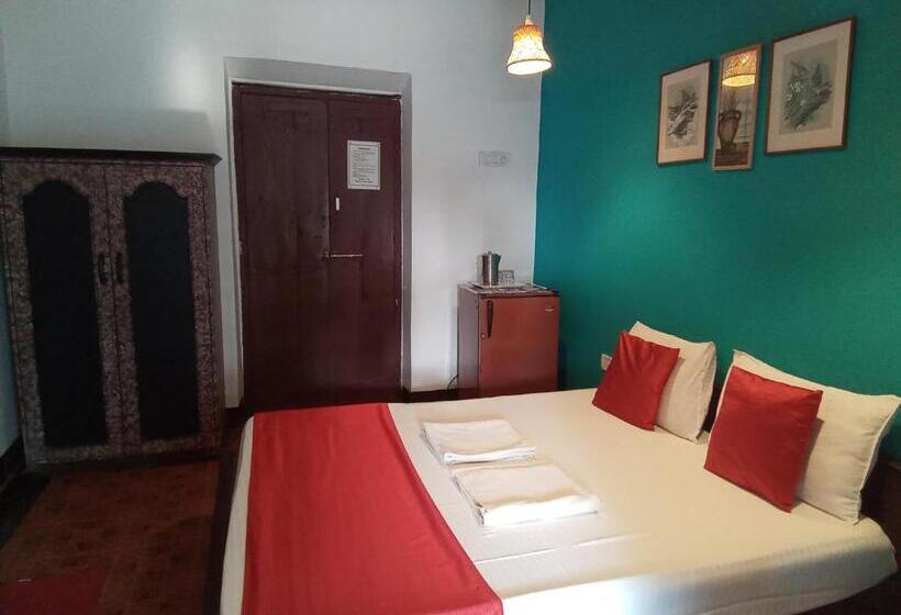 ペンション O Camarao