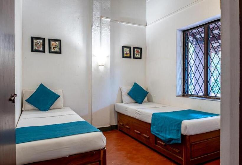 ペンション O Camarao