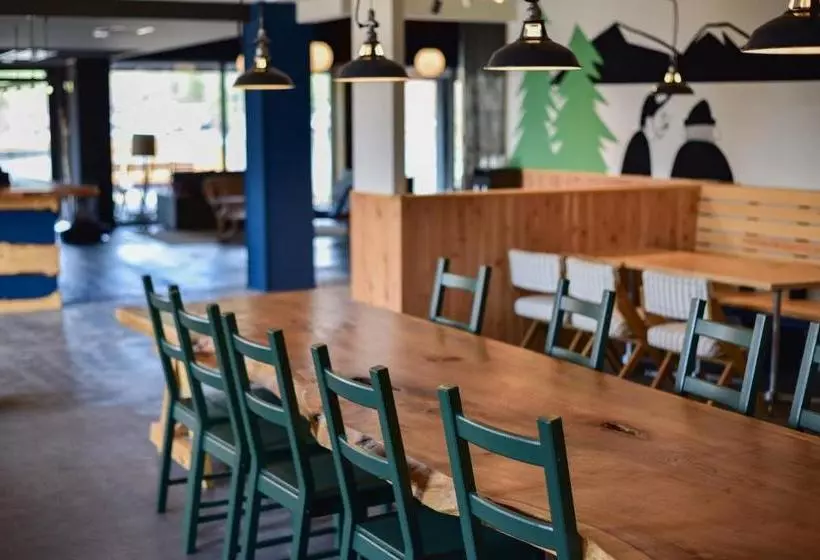 ベッドアンドブレックファースト Hytter Lakeside Lodge