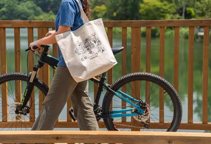 ベッドアンドブレックファースト Hytter Lakeside Lodge