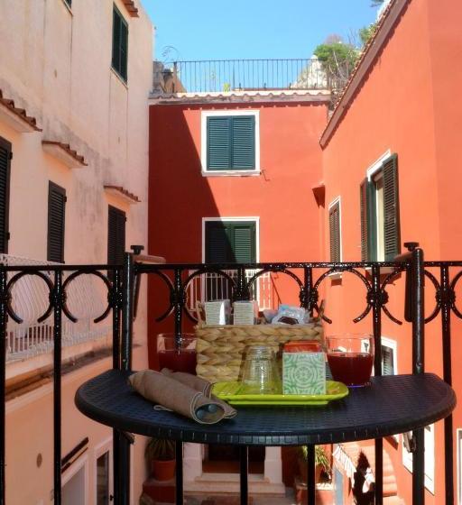 تختخواب و صبحانه I 26 Gradini Capri