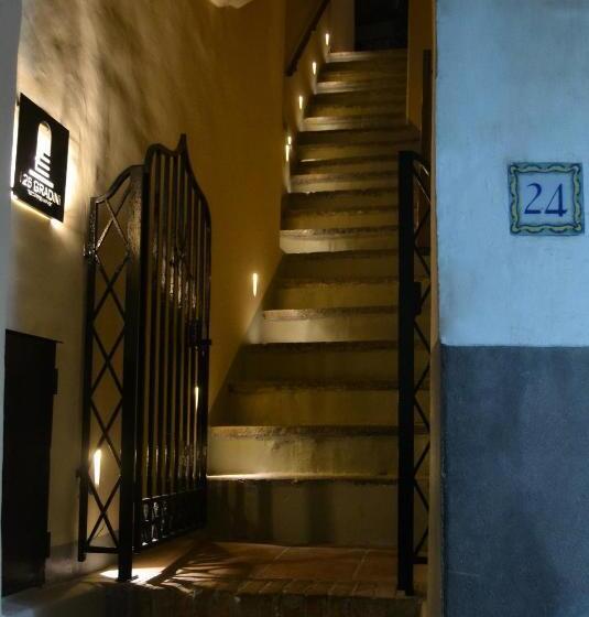 تختخواب و صبحانه I 26 Gradini Capri