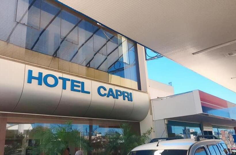 酒店 Capri