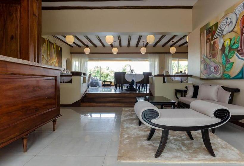 No 5 Boutique Hotel Limited