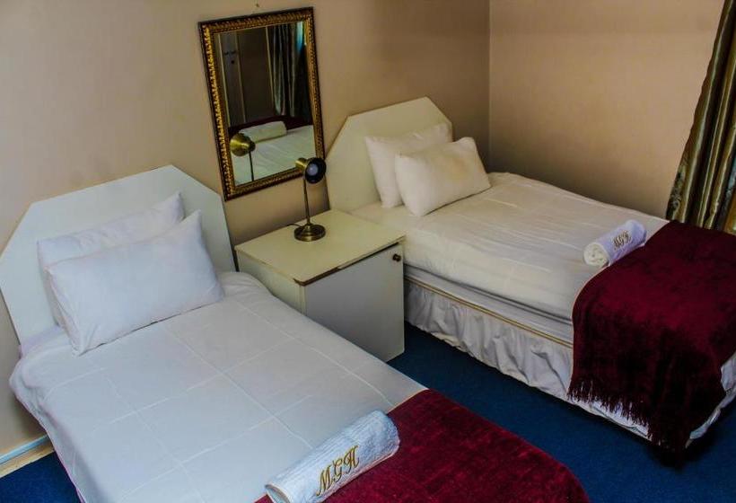 پانسیون Madonsa Guest House