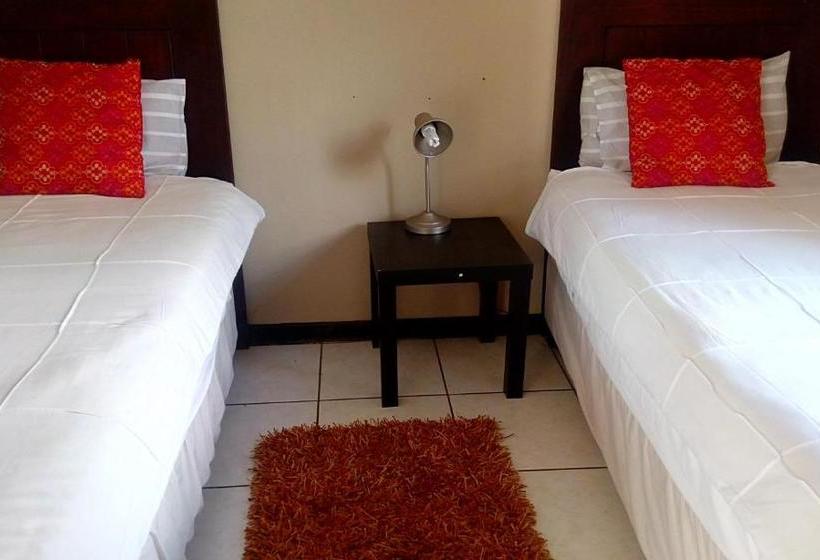 پانسیون Madonsa Guest House