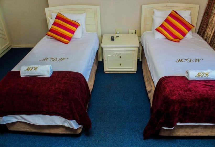 پانسیون Madonsa Guest House