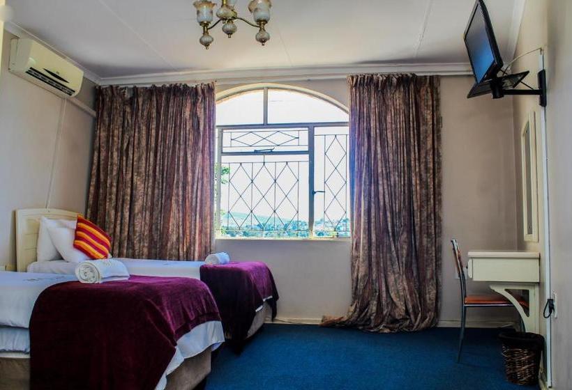 پانسیون Madonsa Guest House