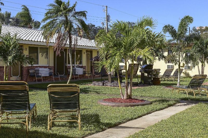 Shell Motel Hollywood