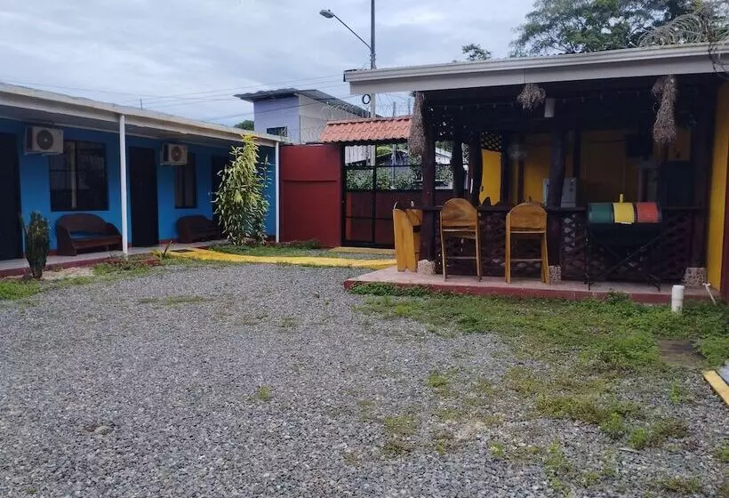 Retkeilymaja Cabinas Hukats Secret Jungle