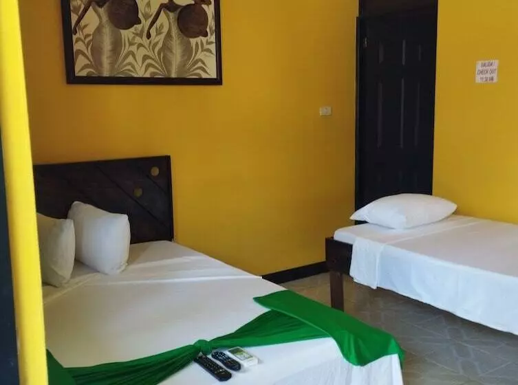 Retkeilymaja Cabinas Hukats Secret Jungle