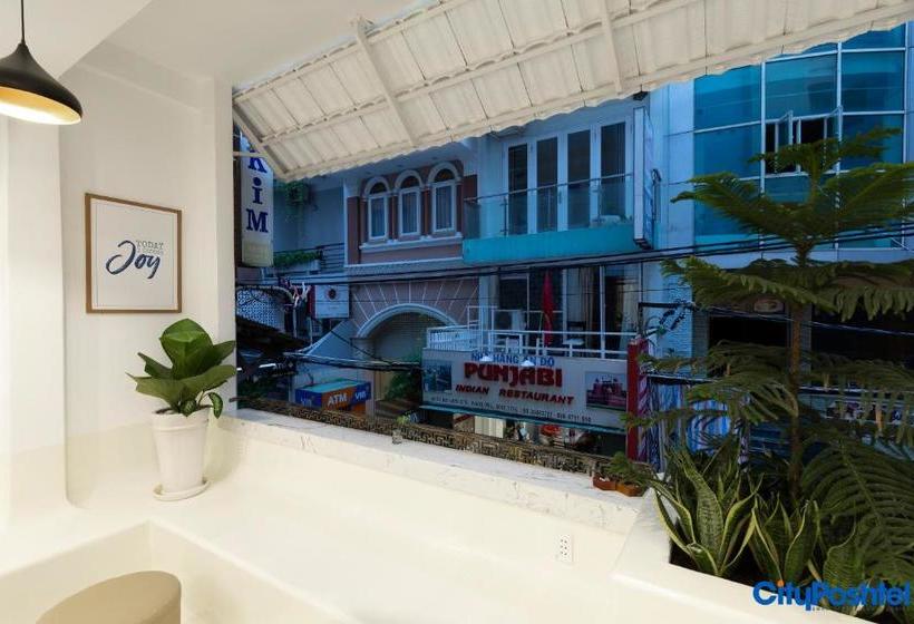 هاستل City Poshtel