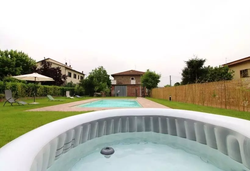 Hotelli Podere I Gigli