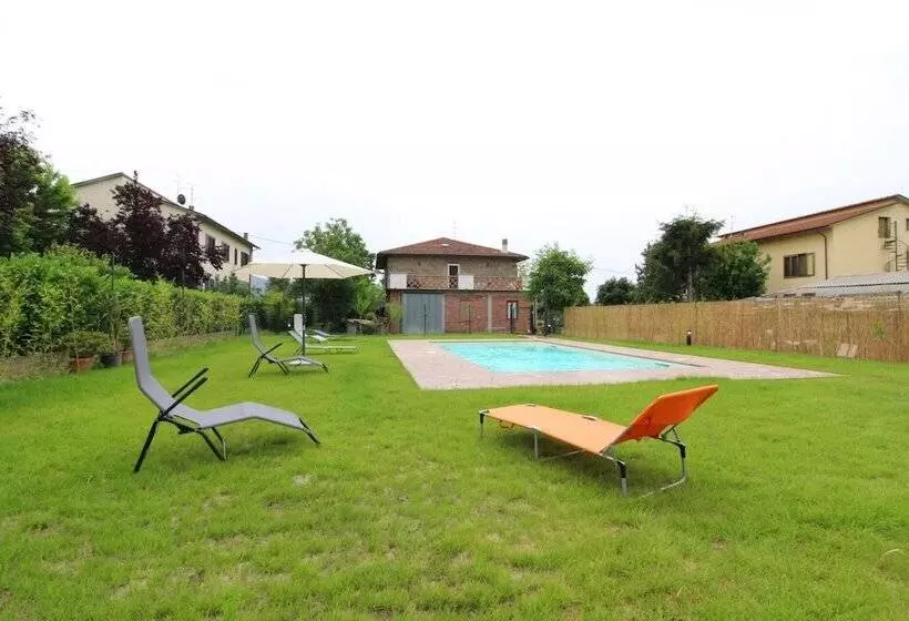 Hotelli Podere I Gigli