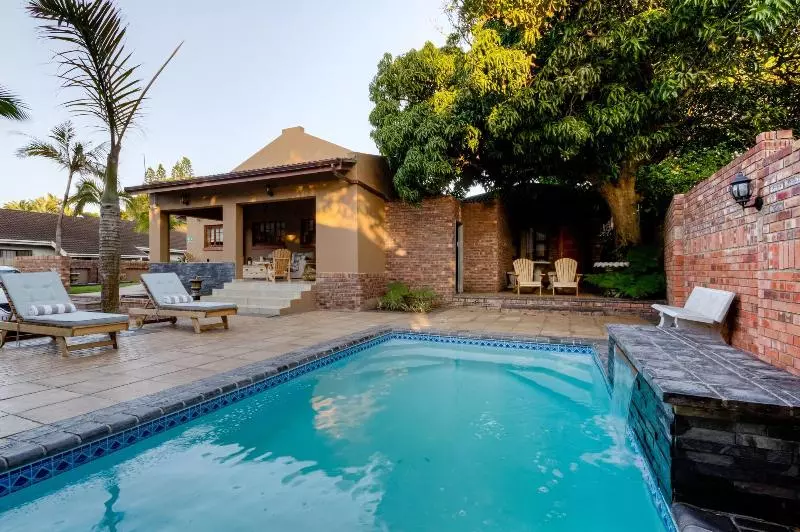 Majatalo St Lucia Livingston Lodge