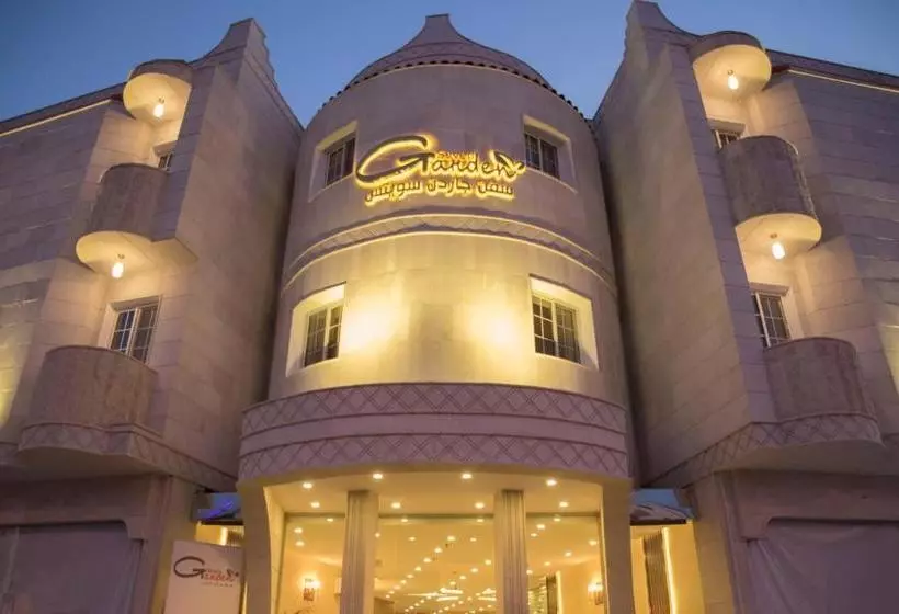 Seven Garden S Suits