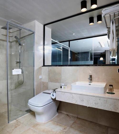 فندق Pine Forest Jeongseon Alpine Resort