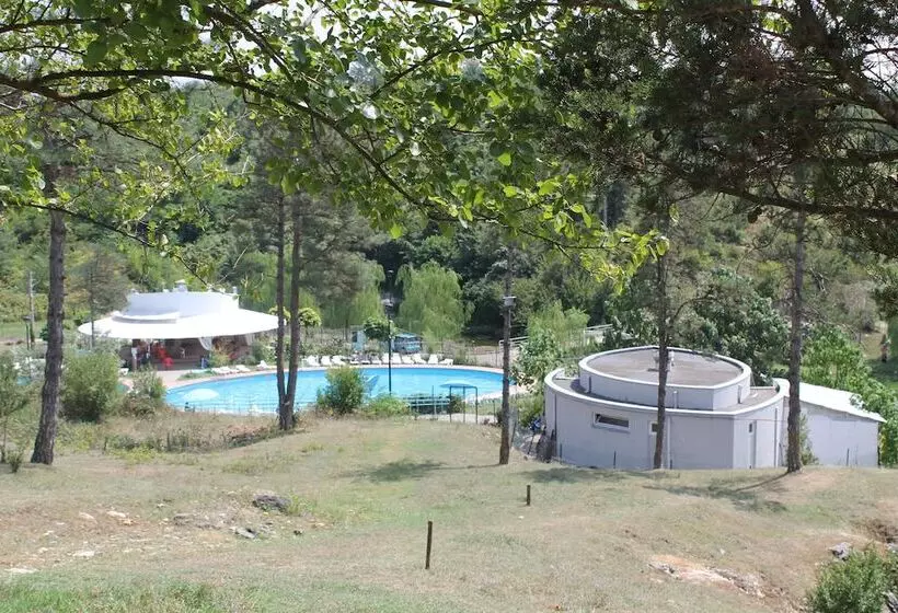 هاستل Villa Edemi