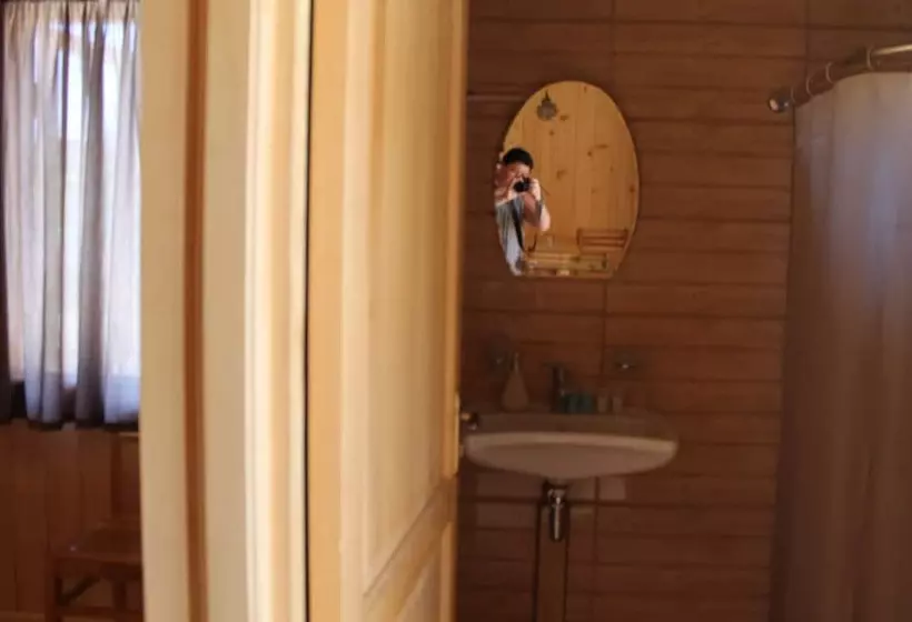 هاستل Villa Edemi