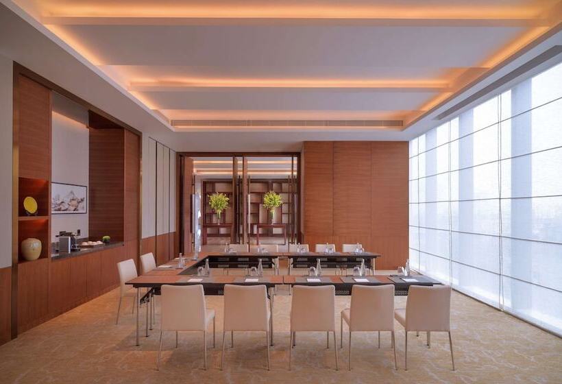 Hotel Hyatt Regency Zhenjiang
