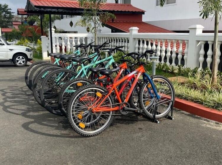 Hotel Windermere Inn