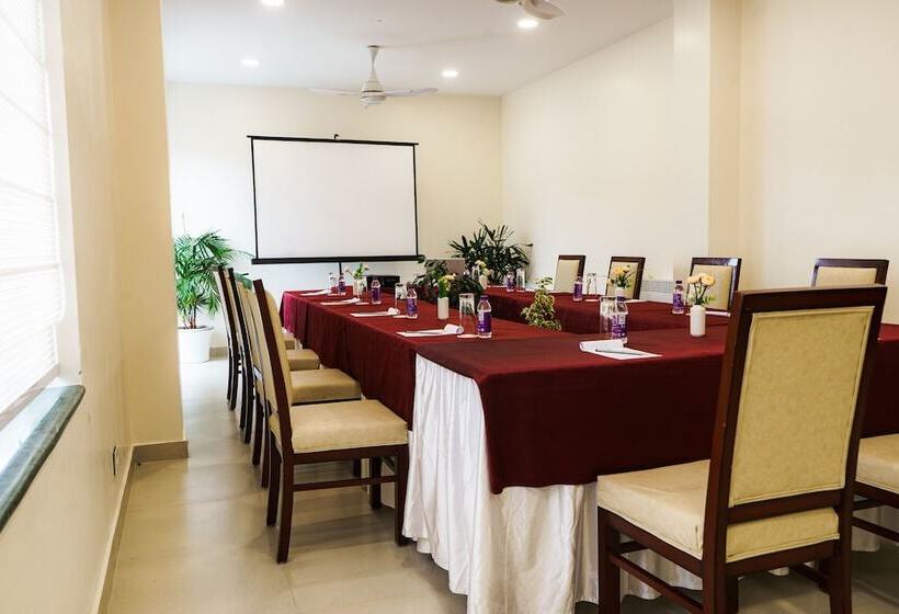 Hotel Windermere Inn