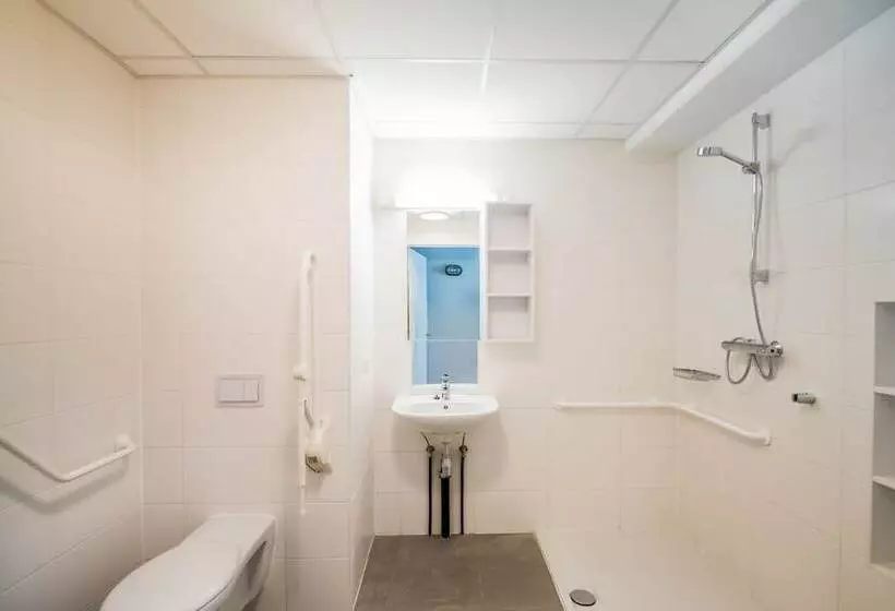 Auberge De Jeunesse Charleroi Youth Hostel