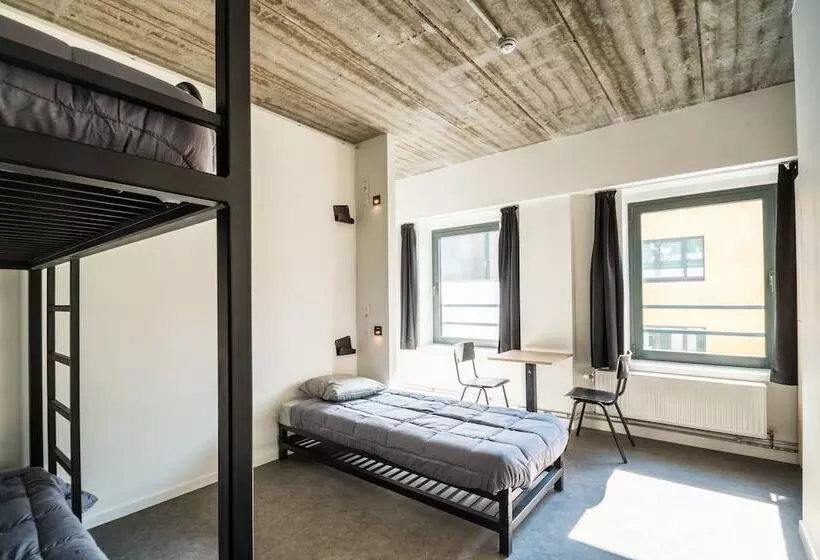 Auberge De Jeunesse Charleroi Youth Hostel