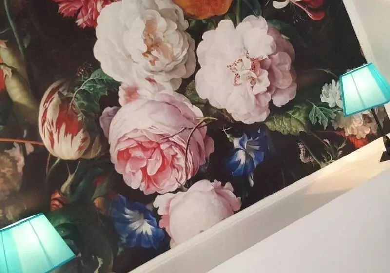 تختخواب و صبحانه La Maison Blanche