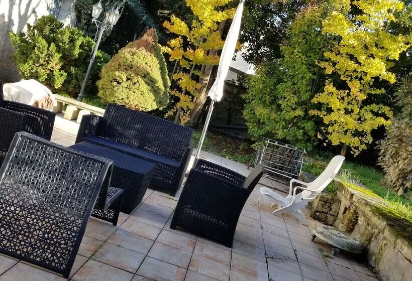 Bed and Breakfast La Maison Blanche