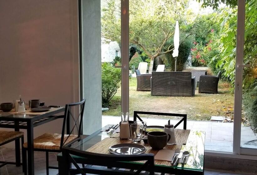 Bed and Breakfast La Maison Blanche