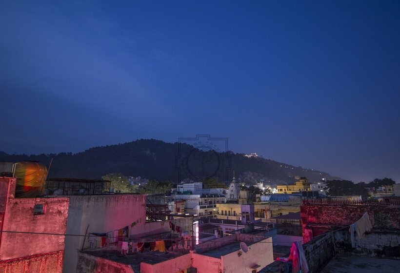 בית מלון כפרי Gopal